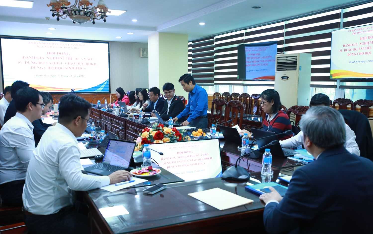 Trường Đại học Hồng Đức nghiệm thu Bộ tài liệu giáo dục biến đổi khí hậu dành cho học sinh THCS